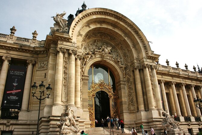 Paris Arc De Triomphe Entry and Mini Walking Tour - Tour Duration and Group Size