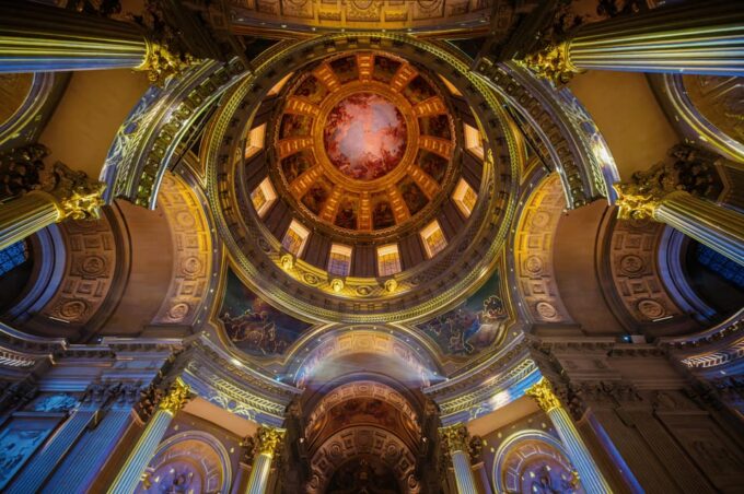Paris: Aura Invalides Immersive Experience Entry Ticket - Sensory Journey