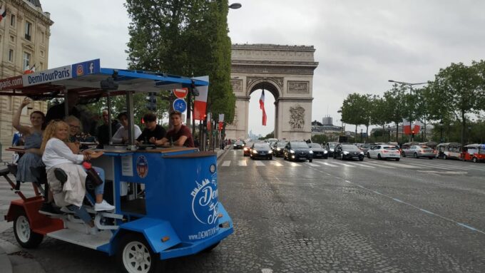 Paris: Beer Bike Bar With Drinks Included - Explore Paris on a Beer Bike