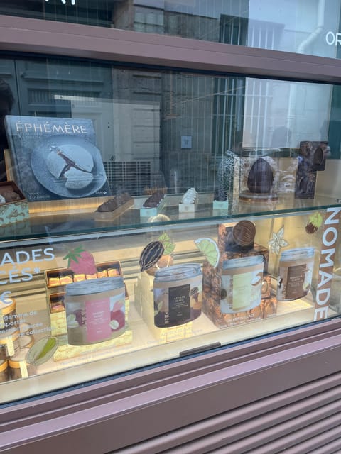 Paris: Behind the Scenes Self-Guided Walking Tour - Preparation and Accessibility