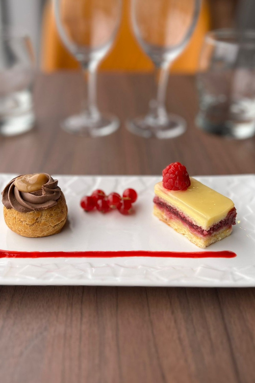 Paris : Bistronomic Early Dinner Cruise - Itinerary and Highlights