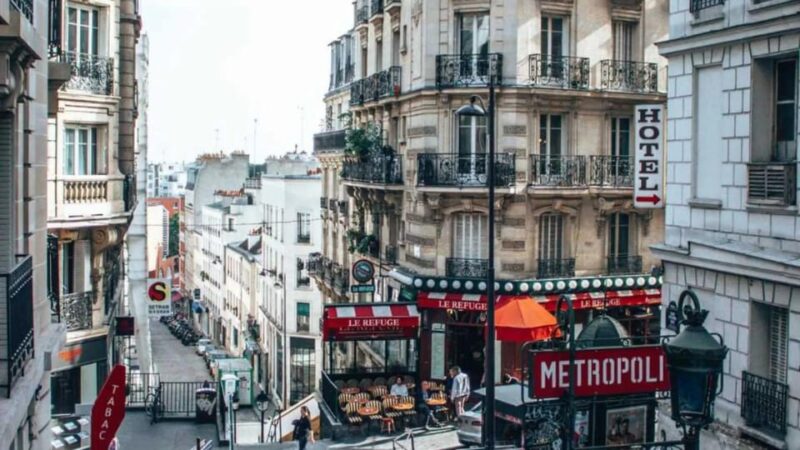 Paris: Bohemian Tour of the Montmartre District - Key Points