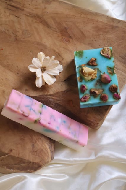 Paris: Botanical Handmade Soap Workshop (Melt and Pour Soap) - Learning Experience