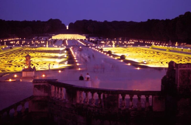 Paris: Candlelit Dinner at Vaux-le-Vicomte by Limousine - Important Information