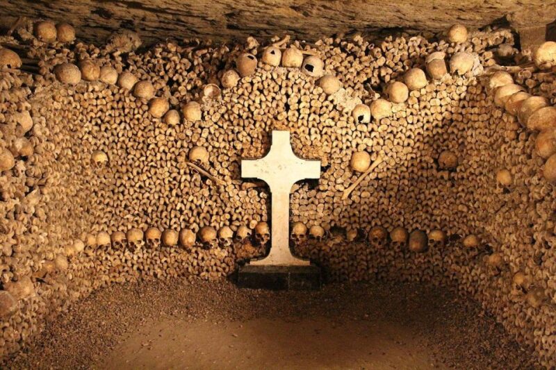 Paris: Catacombs Entry & Seine River Cruise With Audio Guide - Catacombs Experience