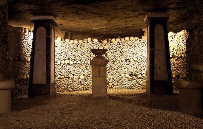 Paris: Catacombs Guided Tour - History and Legends