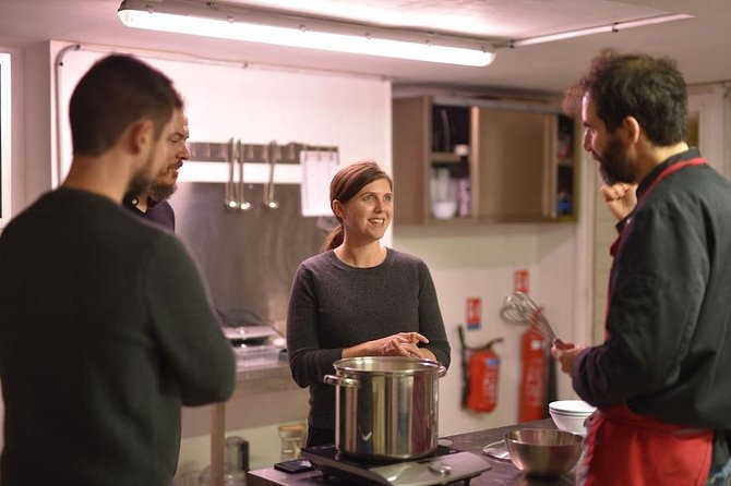 Paris Cheesemaking Workshop Including Wine and Cheese Tasting With an Expert - Small-Group Intimate Experience