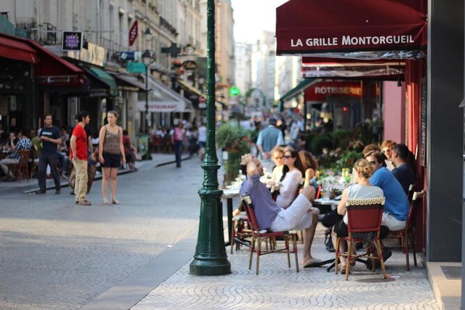 Paris Christmas Food Private Tour With Local Guide - Key Points