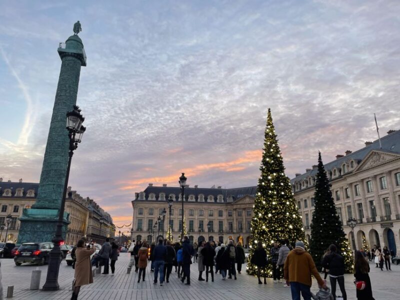 Paris Christmas Lights Walking Tour With Local Guide - Key Points