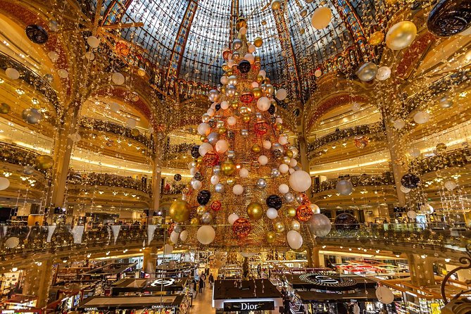 Paris Christmas Tour With a Local Guide, Custom & Private - Discovering Christmas Traditions