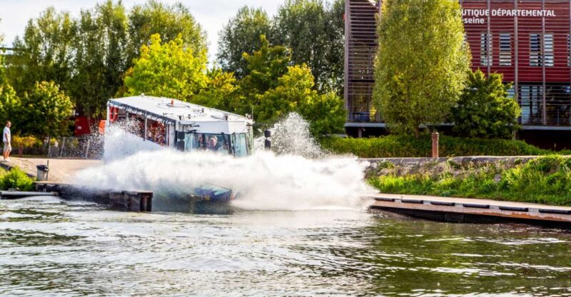 Paris: City and River Seine Tour on an Amphibious Bus - Iconic Monuments Explored
