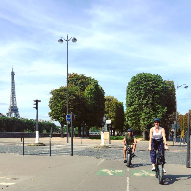 Paris: City Highlights Private Electric Bike Tour With Video - Tour Inclusions