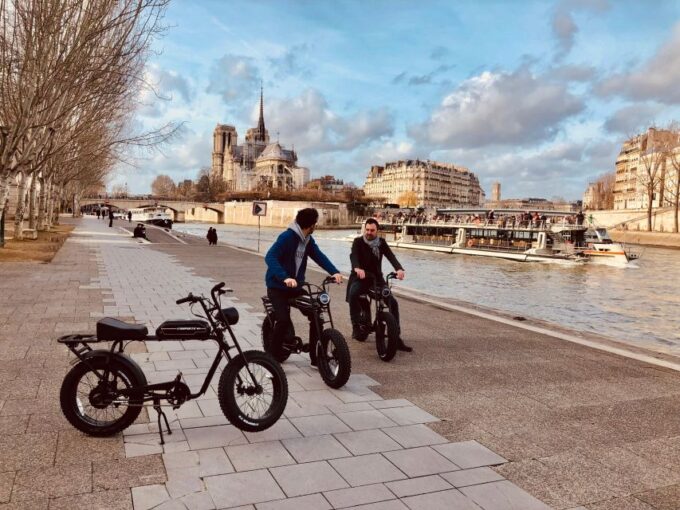Paris: City Highlights Private Electric Bike Tour With Video - Age and Weight Restrictions