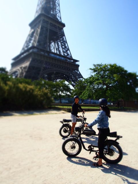 Paris: City Highlights Private Electric Bike Tour With Video - Tour Highlights