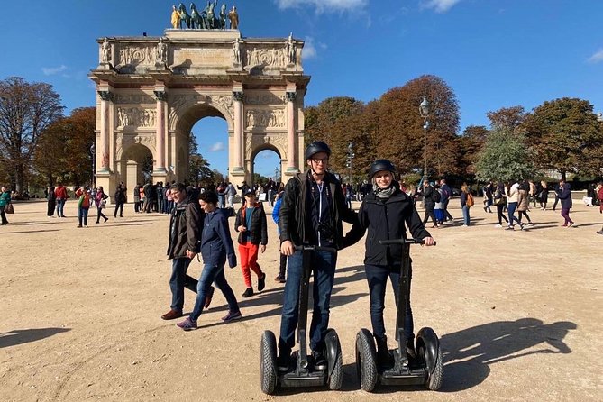 Paris City Sightseeing Half Day Guided Segway Tour With a Local Guide - Private Group Experience