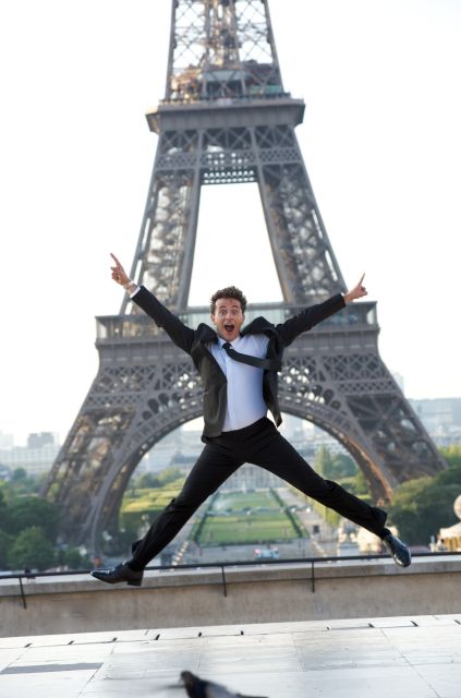 Paris: Comedy Show in English - How to Become a Parisian - Availability and Audience