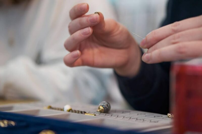 Paris: Custom Souvenir Bracelet Workshop - Ideal Occasions