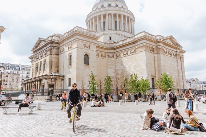 Paris Day Bike Rental - Included Amenities