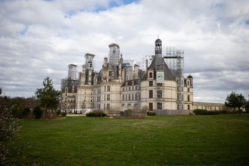 Paris: Day Trip to Loire Castles - Château De Chambord