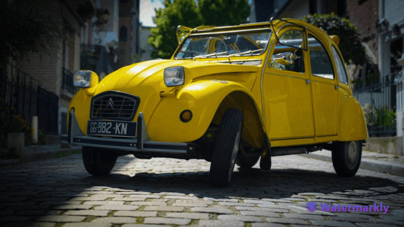 Paris: Discover Paris 2CV - Unique Vintage Experience