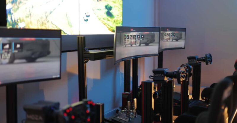 Paris: Dynamic Simulator Experience - Booking and Cancellation