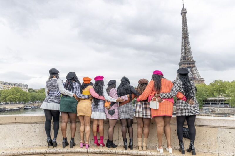 Paris: Eiffel Area Private Photoshoot - Meeting Point Information