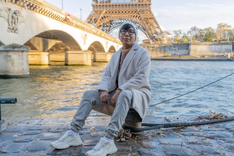 Paris: Eiffel Area Private Photoshoot - Weather Considerations