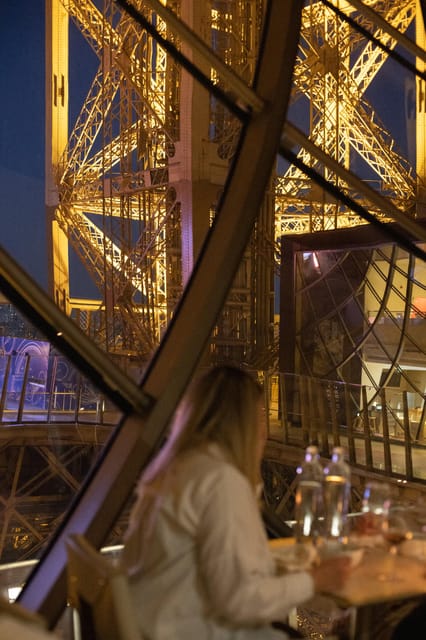 Paris: Eiffel Tower Dining, Gustave Menu at Madame Brasserie - Booking and Cancellation Information