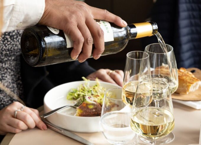 Paris: Eiffel Tower, Madame Brasserie, Dinner at 6:30 PM - Preparing for Your Visit