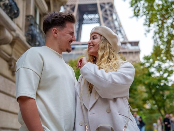 Paris: Eiffel Tower Photoshoot With a Professional - Photoshoot Advantages