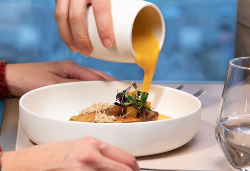 Paris: Eiffel Towers Madame Brasserie and 3-Course Lunch - Champagne, Wine, and Coffee Pairings