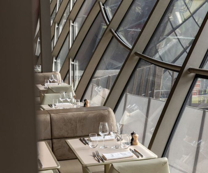 Paris: Eiffel Towers Madame Brasserie and 3-Course Lunch - Prohibited Items and Smoking Policy