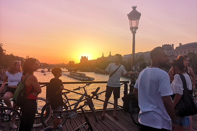 Paris Evening City of Lights Small Group Bike Tour & Boat Cruise - Coffee and Ice Cream Stop