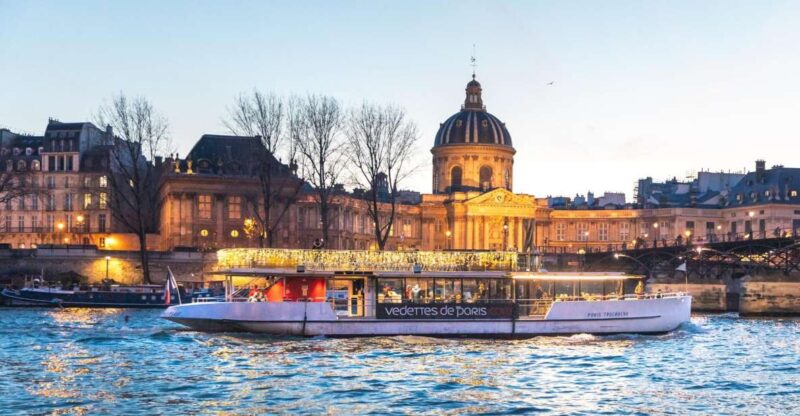 Paris: Evening River Cruise With Music - Highlighting the Experience