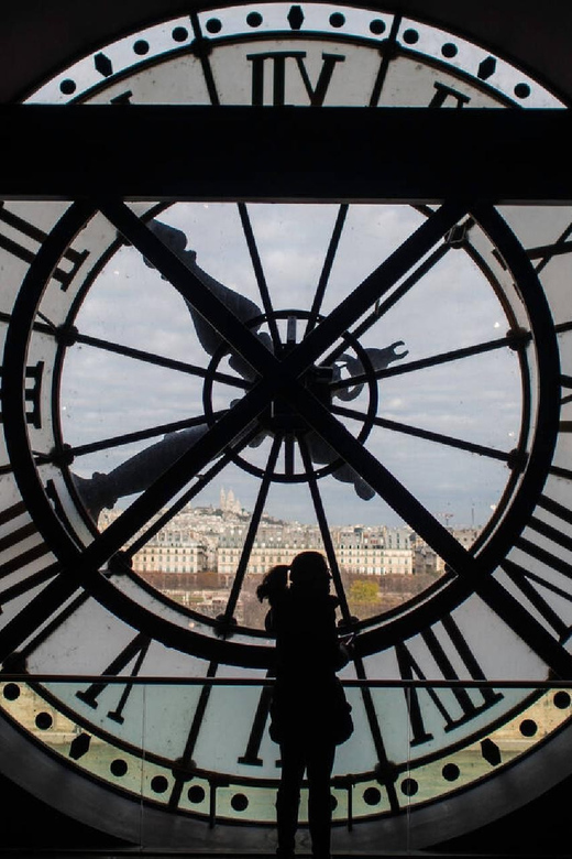 Paris: Exclusive Musee Dorsay Access With a Walking Tour - Experience and Assistance