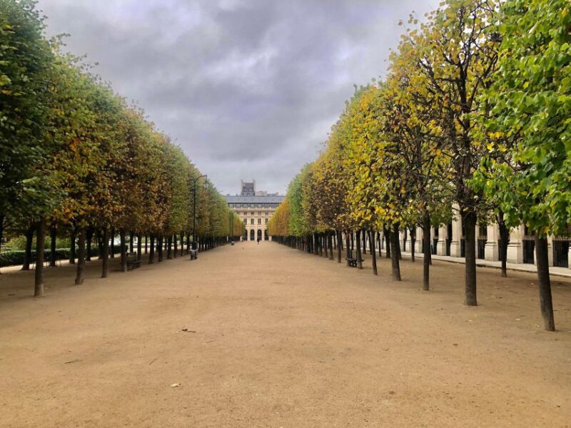 Paris: Fashion History Walking Tour in the Heart of Paris - Tracing the Evolution of Parisian Style