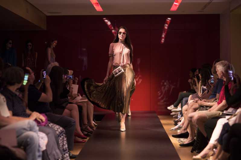 Paris: Fashion Show at Galeries Lafayette Haussmann - Highlights of the Experience