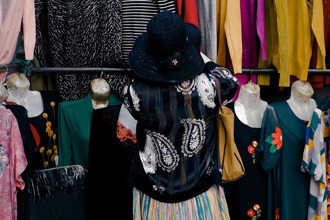 Paris Flea Market Small-Group Guided Tour With Chats and Antiques Dealers - Tips for Haggling and Bargain-Hunting