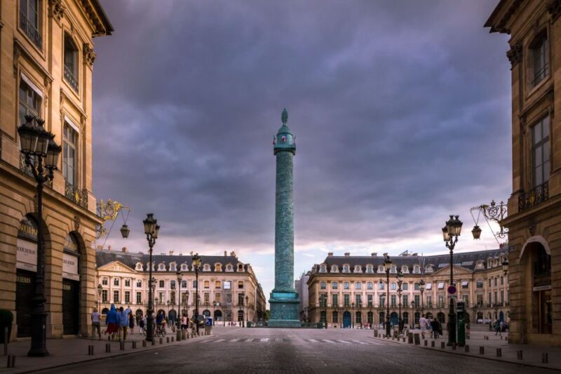 Paris: Follow the Trail of the Da Vinci Code With a Local - Tour Guide