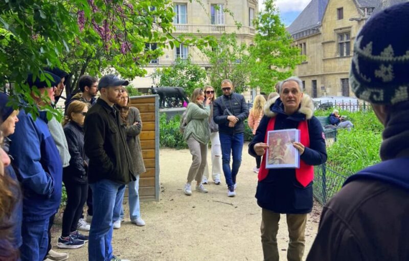 Paris for First-Timers – From Notre-Dame to the Louvre - Discovering the Palais De Justice and Conciergerie