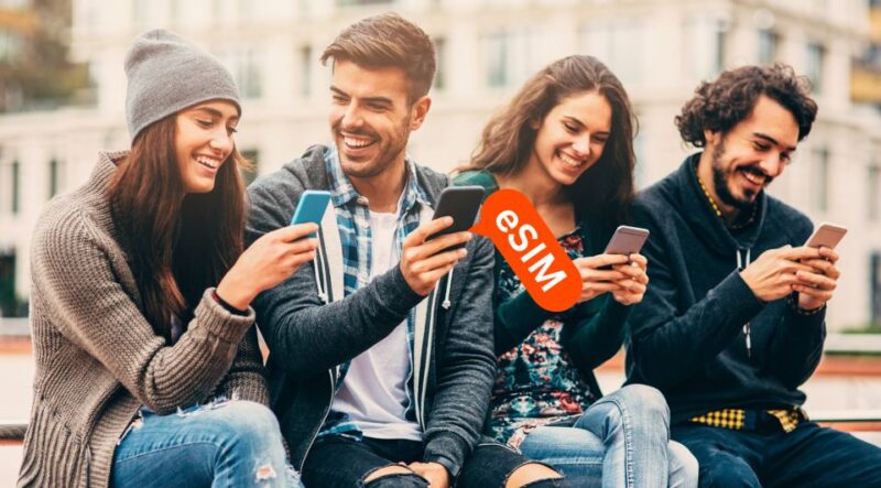 Paris: France Esim Roaming Data Plan for Travelers - 5G LTE and 4G LTE Connectivity