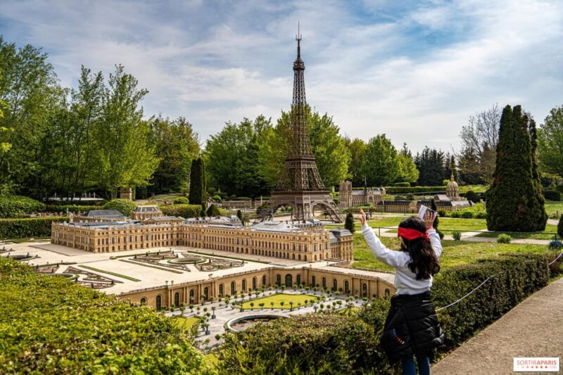 Paris: France Miniature Park Private Tour With Entry Ticket - Key Points