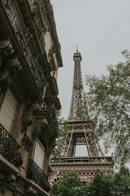 Paris: Free Audioguides in Multiple Languages! - Language Options