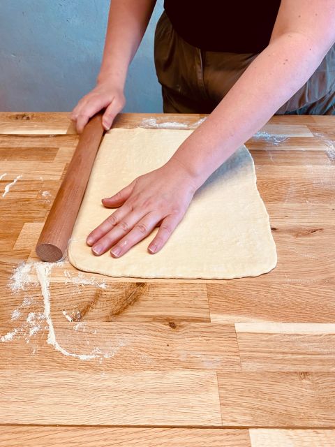 Paris: French Croissant Baking Class With a Chef - Guidance of Professional Chefs