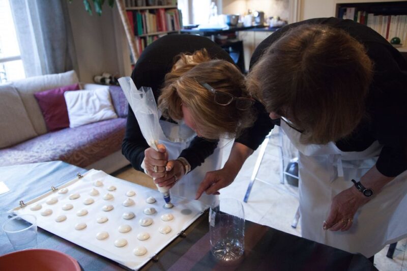 Paris: French Macarons Baking Class With a Parisian Chef - Key Points