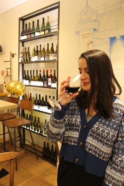 Paris: French Wine and Cheese Guided Tasting - Expert Guidance