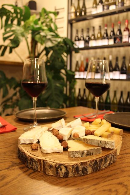 Paris: French Wine and Cheese Guided Tasting - The Art of Wine Tasting