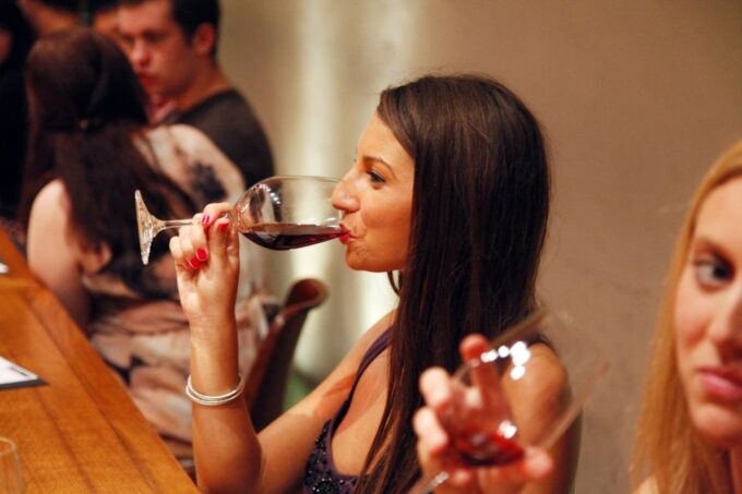 Paris: French Wine Tasting Class With Sommelier - Extending the Experience