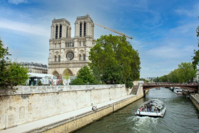 Paris: Full-Day Custom Tour With Local Guide - Flexible Booking and Cancellation Policy