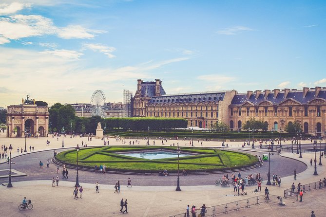 Paris Full Day Tour With Eiffel Tower and Notre Dame - Meeting and Pickup